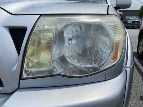 Used 2007 Toyota Tacoma PreRunner RWD image 12