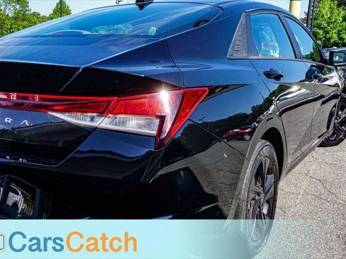 Used 2022 Hyundai Elantra SEL w/ Convenience Package FWD image 7