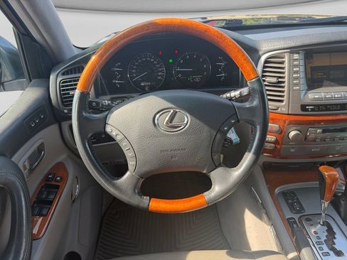 Used 2004 Lexus LX 470 4WD image 15