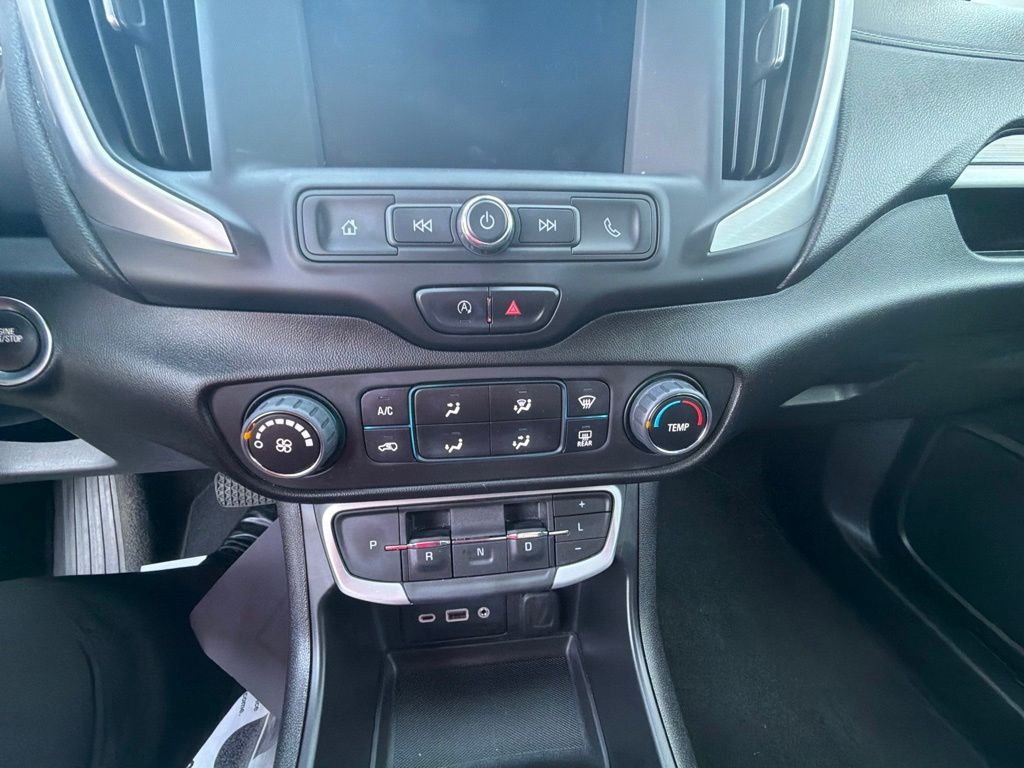 Used 2023 GMC Terrain SLE w/ Elevation Edition FWD image 34