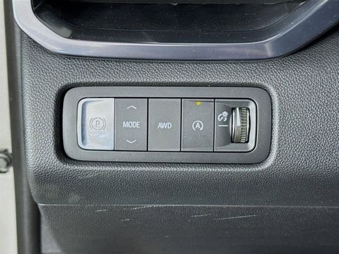 New 2026 GMC Acadia AT4 w/ Luxury Package image 10