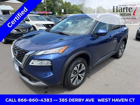 Certified 2023 Nissan Rogue SV w/ SV Premium B Package AWD/4WD image 3