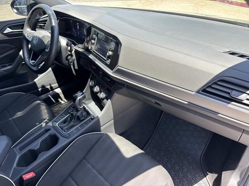 Used 2024 Volkswagen Jetta Sport FWD image 27