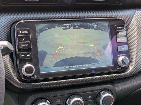 Used 2024 Nissan Kicks SV FWD image 48