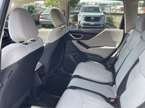 Used 2022 Subaru Forester AWD/4WD image 13