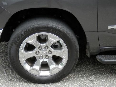 Used 2022 RAM 1500 Big Horn AWD/4WD image 13