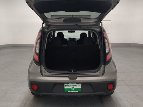 Used 2019 Kia Soul FWD image 29