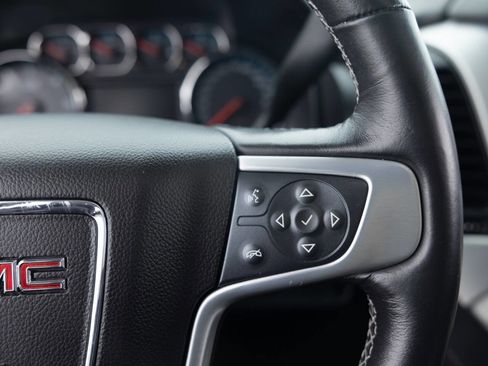 Used 2018 GMC Yukon SLT w/ Premium Edition image 41