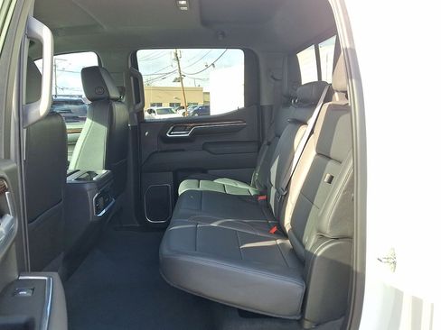 Used 2022 GMC Sierra 1500 Elevation w/ Elevation Premium Package image 24