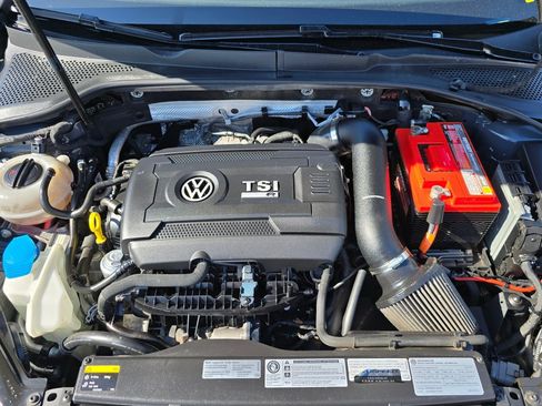 Used 2016 Volkswagen Golf R 4-Door AWD/4WD image 21