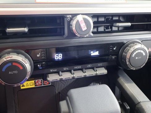 New 2026 Toyota 4Runner TRD Off-Road Premium AWD/4WD image 20
