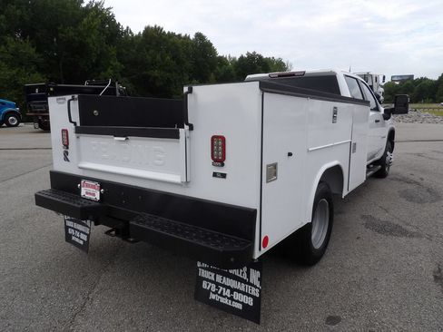 Used 2024 Chevrolet Silverado 3500 W/T w/ Snow Plow Prep Package AWD/4WD image 7