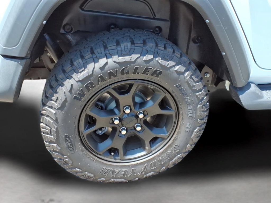 Used 2022 Jeep Wrangler Unlimited Sport AWD/4WD image 34