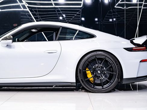 Used 2026 Porsche 911 GT3 RWD image 13