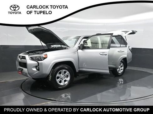 Used 2024 Toyota 4Runner SR5 image 40