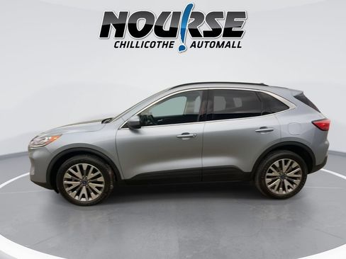 Used 2022 Ford Escape Titanium AWD/4WD image 5