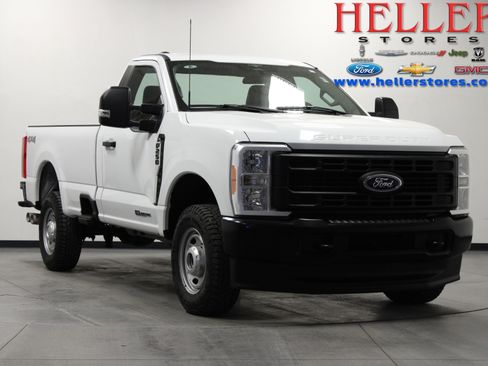 Used 2023 Ford F250 XL image 1
