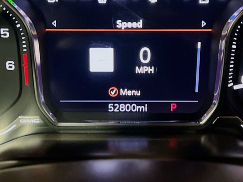 Used 2020 GMC Sierra 1500 Denali w/ Denali Ultimate Package AWD/4WD image 8