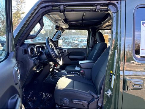 Certified 2021 Jeep Wrangler Unlimited Sport image 11