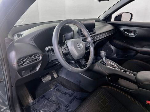 Used 2023 Honda HR-V Sport image 9