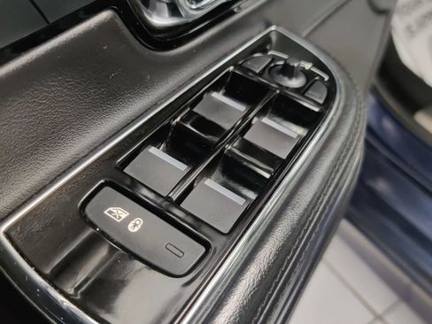 Used 2016 Jaguar XJ AWD/4WD image 42