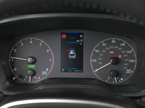 Used 2023 Toyota Corolla Cross AWD Hybrid image 19