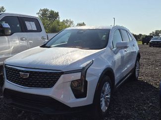 Used 2024 Cadillac XT4 Luxury w/ Cold Weather Package AWD/4WD video 1