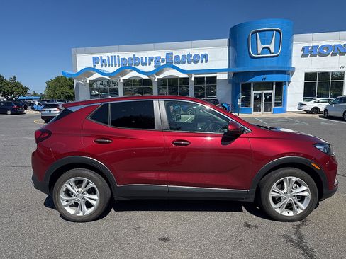 Used 2023 Buick Encore GX Preferred FWD image 4