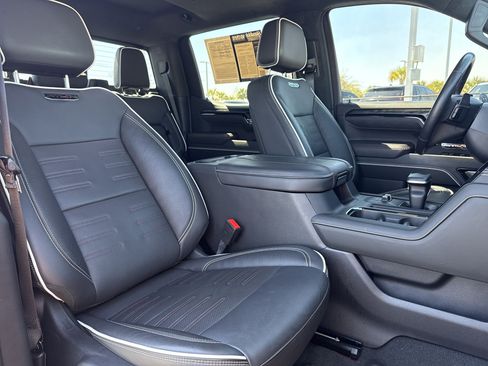 Used 2023 GMC Sierra 1500 AT4X AWD/4WD image 23