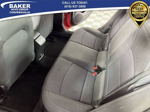 Certified 2019 Chevrolet Cruze LT w/ LT Fleet Convenience Package image 22