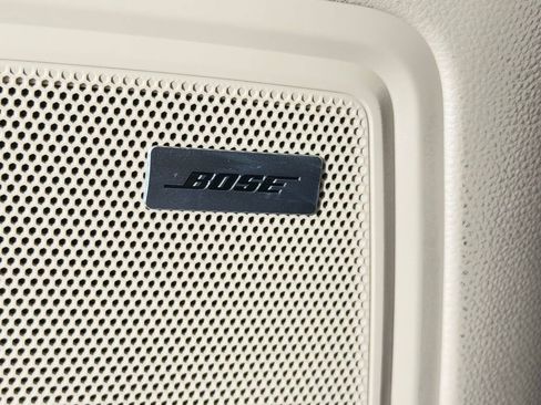 New 2026 Porsche Macan image 29