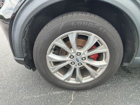 Used 2021 Ford Explorer Limited w/ Equipment Group 301A RWD image 26