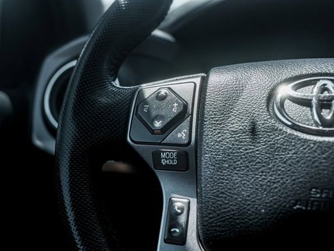 Used 2023 Toyota Tacoma TRD Off-Road AWD/4WD image 23