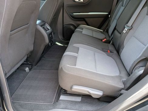 Used 2025 Chevrolet Blazer LT FWD image 28