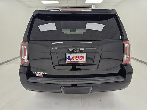 Used 2018 GMC Yukon SLT image 38