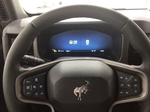 New 2025 Ford Bronco Badlands image 13