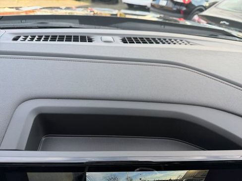 New 2026 Chevrolet Silverado 1500 High Country w/ Technology Package AWD/4WD image 21