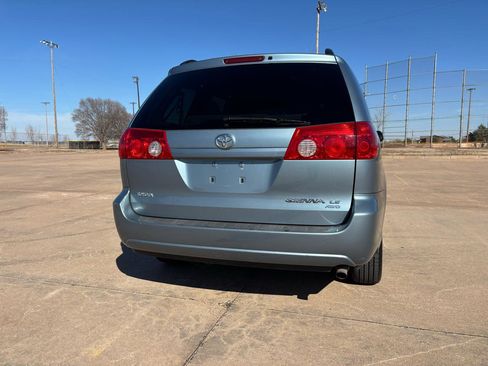 Used 2006 Toyota Sienna LE image 24