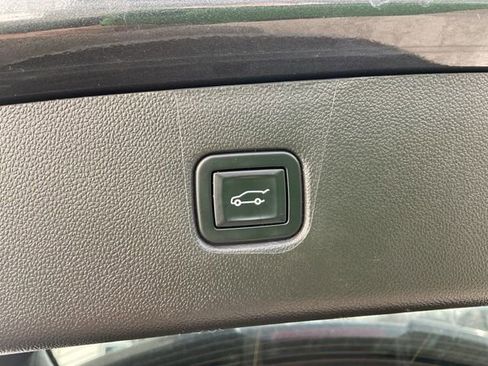 Used 2022 Chevrolet Blazer LT image 8