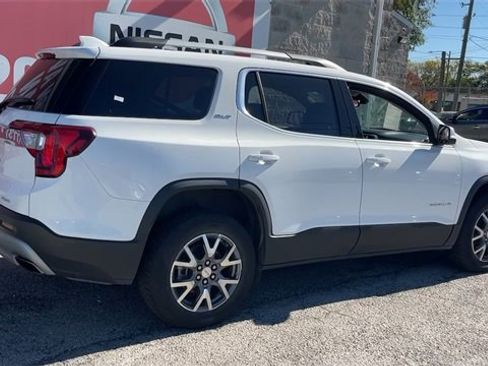 Used 2023 GMC Acadia SLT image 24