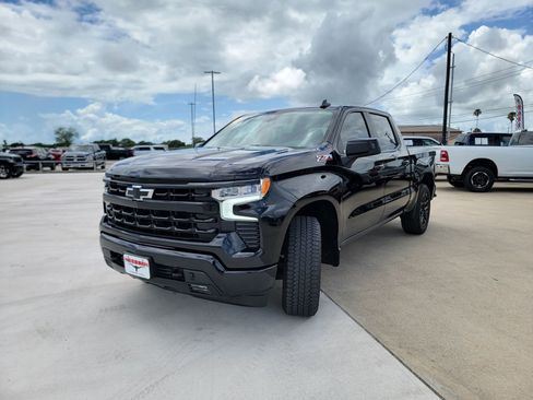 Used 2026 Chevrolet Silverado 1500 RST AWD/4WD image 3
