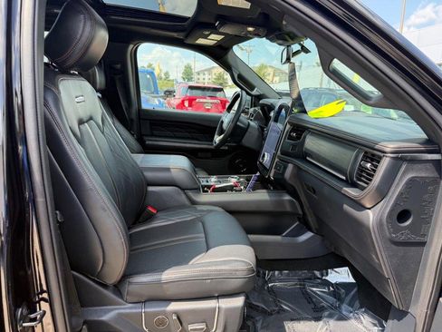 Certified 2024 Ford Expedition Max Platinum image 10