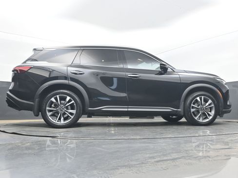 Used 2023 INFINITI QX60 Luxe w/ Performance Audio Package FWD image 28