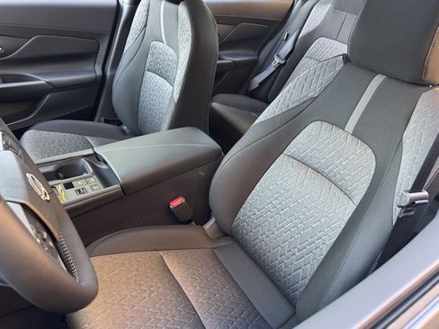 New 2026 Nissan Sentra SV w/ SV Convenience Package FWD image 15