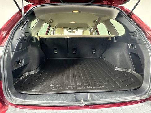 Used 2019 Subaru Outback 2.5i Premium AWD/4WD image 29