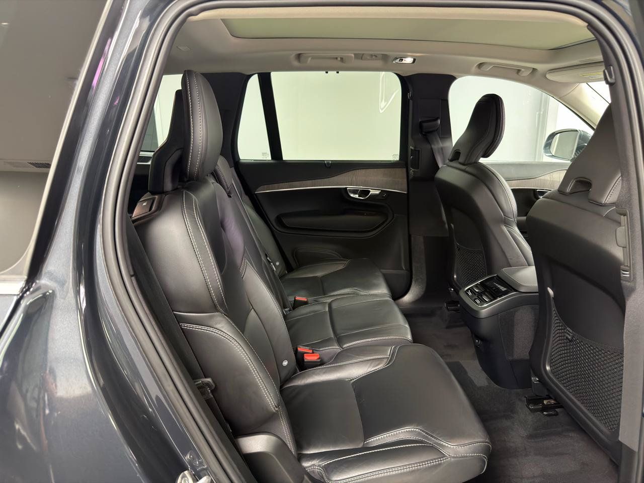 Used 2022 Volvo XC90 T6 Inscription AWD/4WD image 29