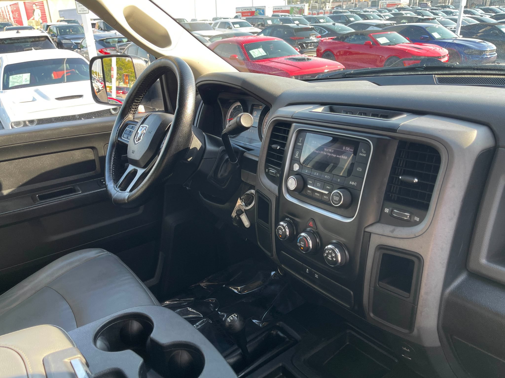 Used 2018 RAM 2500 Tradesman w/ Chrome Appearance Group AWD/4WD image 16