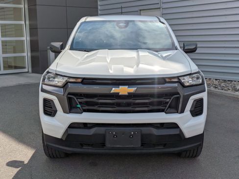 Used 2023 Chevrolet Colorado LT image 9