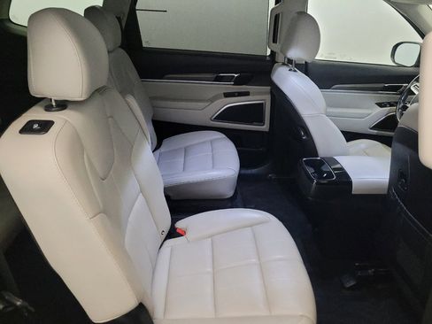Used 2020 Kia Telluride EX w/ EX Premium Package AWD/4WD image 19