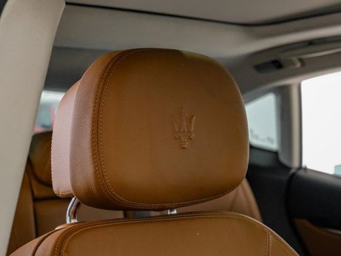 Used 2017 Maserati Levante S image 33